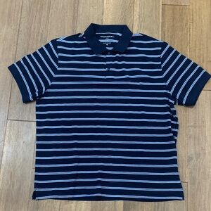 Banana Republic Men's Polo Shirt in Navy with White and Blue Stripes Size XL